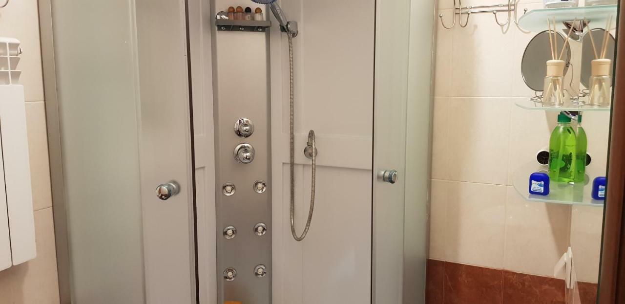 Goratwins Guest House Near Boryspil Airport Гора Экстерьер фото